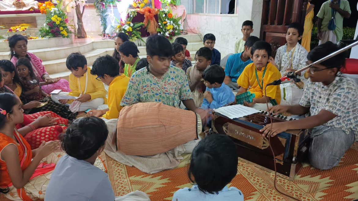 Gurukul Kirtan Class – Sunday afternoon